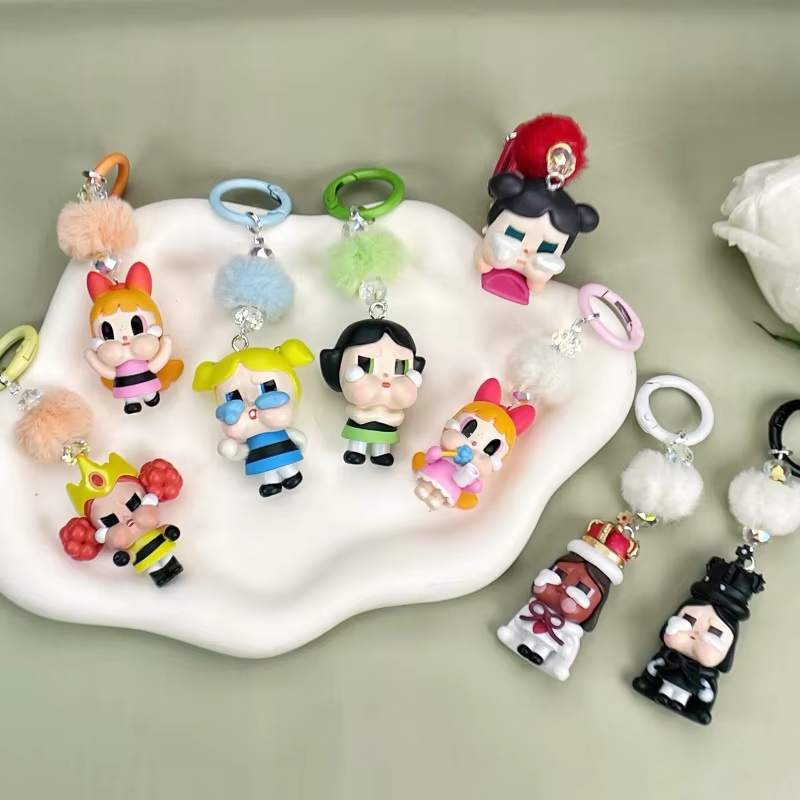 New Mini Kawaii Crybaby Key Chain Cartoon Creative Three-Dimensional Doll Students Bag Pendant Car Key Chain Women and Men Gift